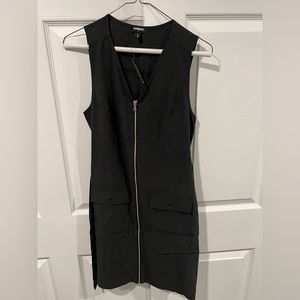 NWT express black dress. Size xs.